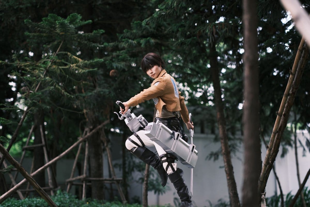 attack on the titan eren
