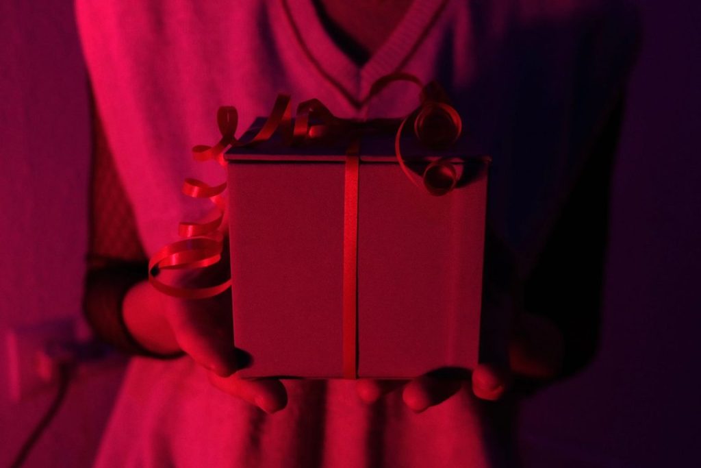 cadeau mystere pokemon ecarlate